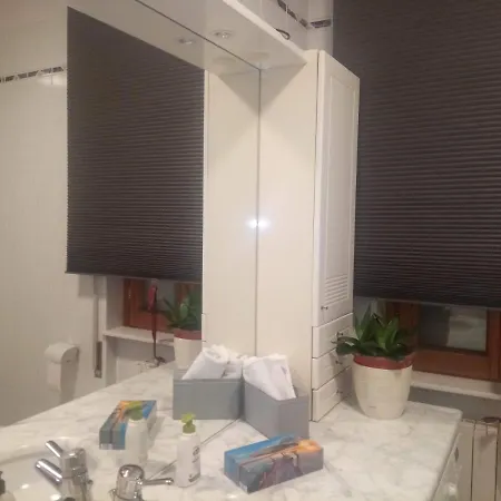 ベッド・アンド・ブレックファスト L'angolo Di Betti 3*