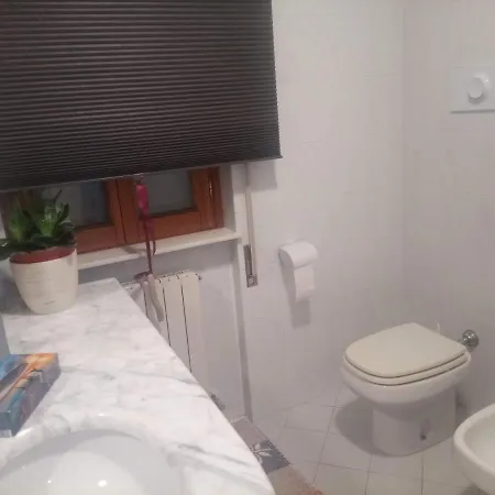 L'angolo Di Betti Couette-café 3*