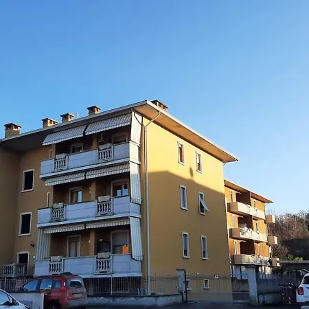 ベッド・アンド・ブレックファスト L'angolo Di Betti 3*